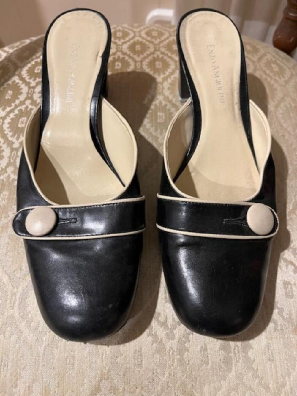 Enzo Angiolini Backless Slip-on Pumps/Navy & White w/White Button on Strap/Sz.8M